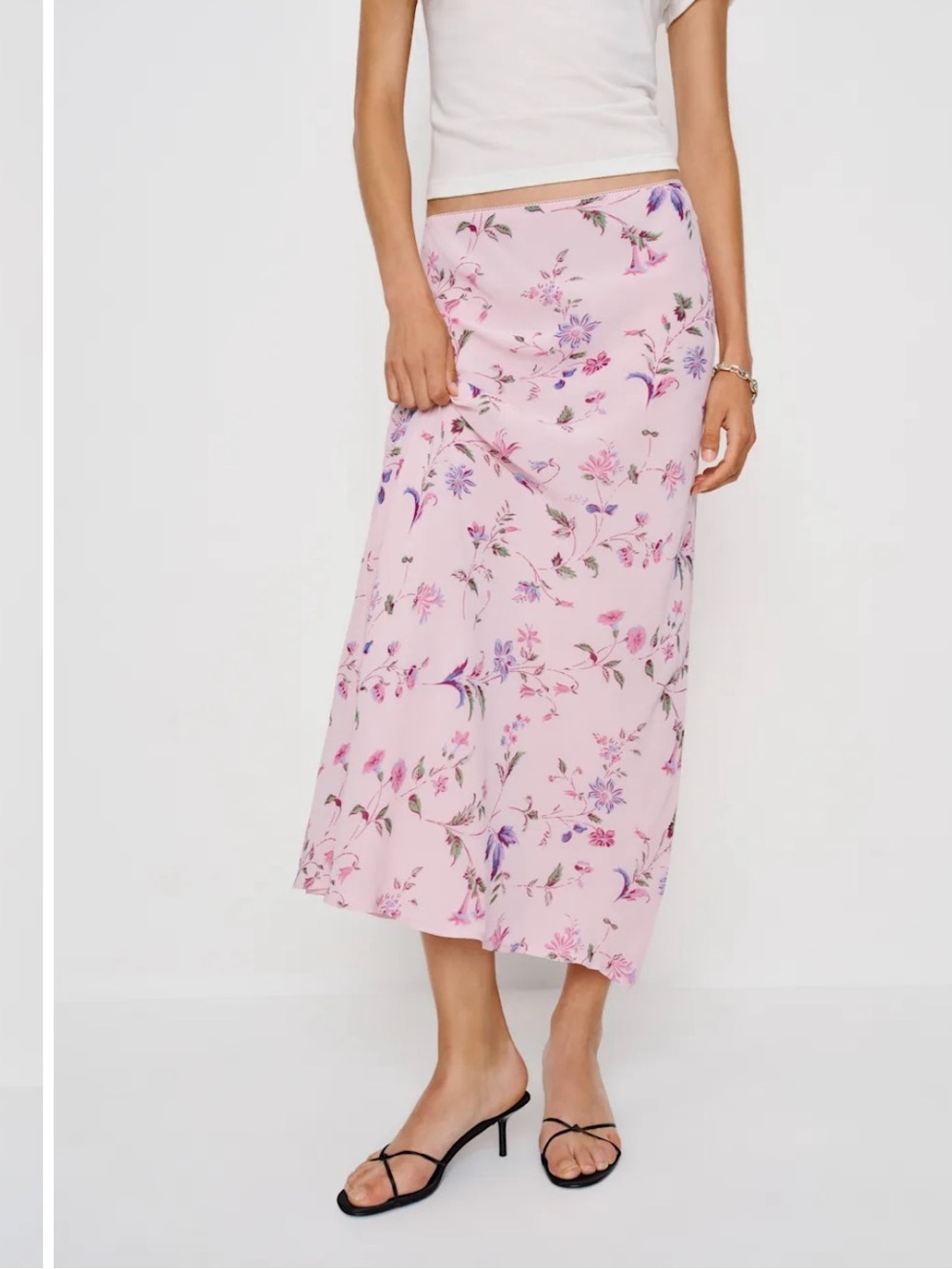 Reformation Laylah Skirt in Stella, Size 8 - NWT - Picture 2 of 6